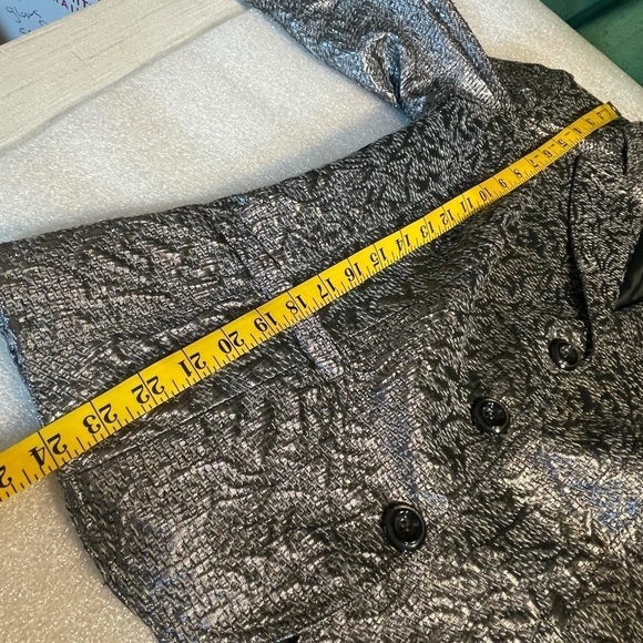 Chico's Sz 2 Jacket Metallic Silver Sophisticate Formal Evening Coletta jacket L - Picture 7 of 8